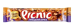 Батончик шоколадный Picnic Грецкий орех, 52г